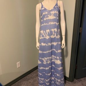 Beautiful thin maxi cloud dress